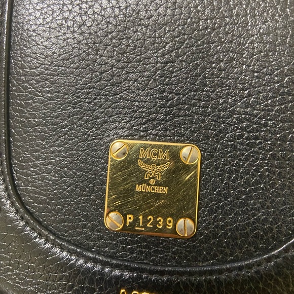 Authentic mcm bag pack - Picture 2 of 6